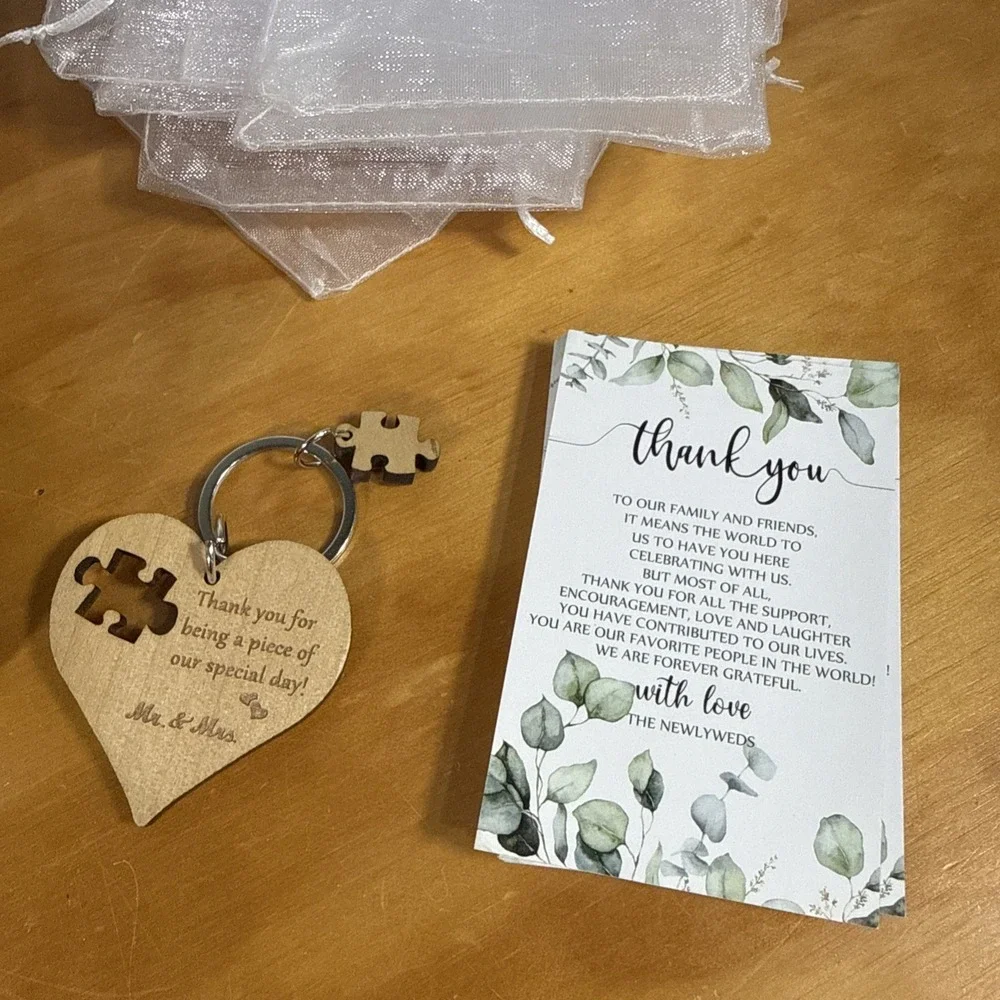 Lot of 25 Wedding Favor Wooden Puzzle Piece Keychains Thank You Gifts